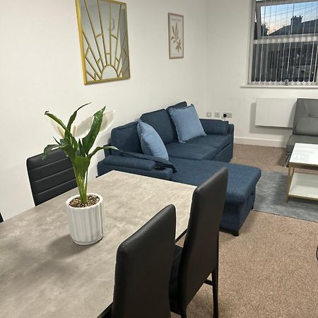 Failsworth Luxury Apartment With Free Parking By Daley Stays مانشستر المظهر الخارجي الصورة
