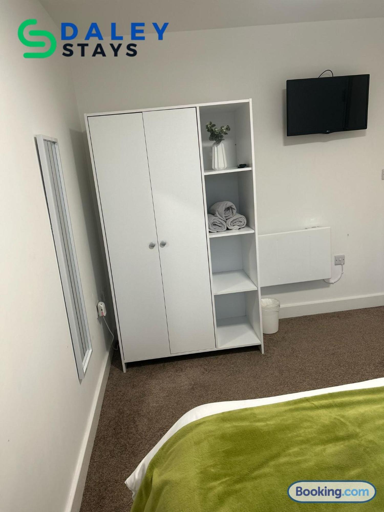 Failsworth Luxury Apartment With Free Parking By Daley Stays مانشستر المظهر الخارجي الصورة