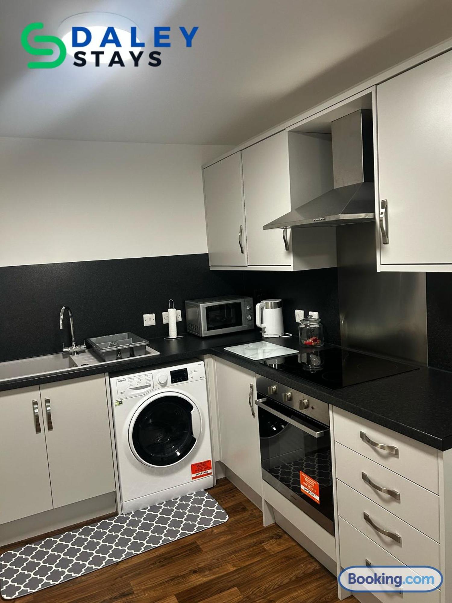 Failsworth Luxury Apartment With Free Parking By Daley Stays مانشستر المظهر الخارجي الصورة