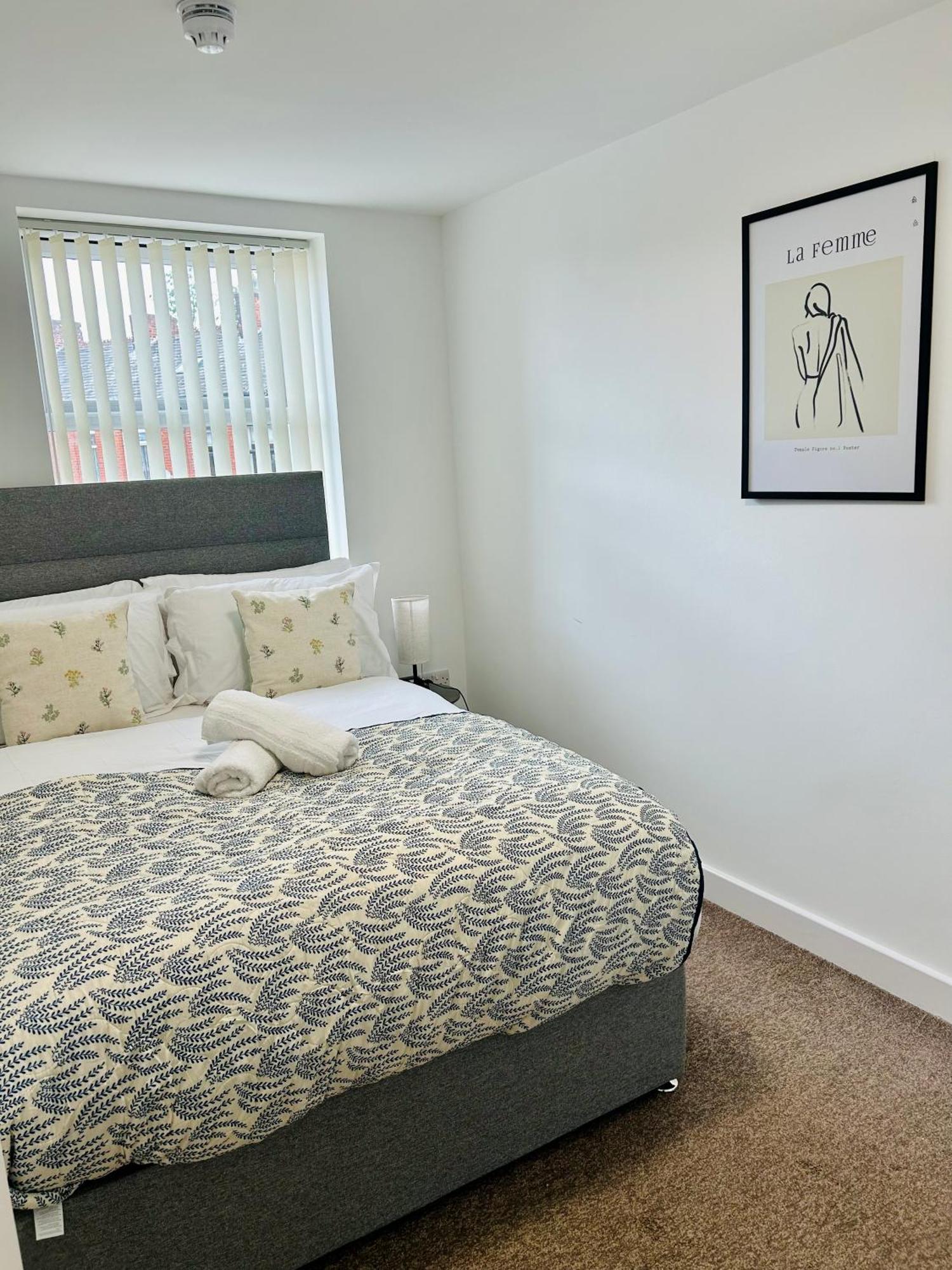 Failsworth Luxury Apartment With Free Parking By Daley Stays مانشستر المظهر الخارجي الصورة