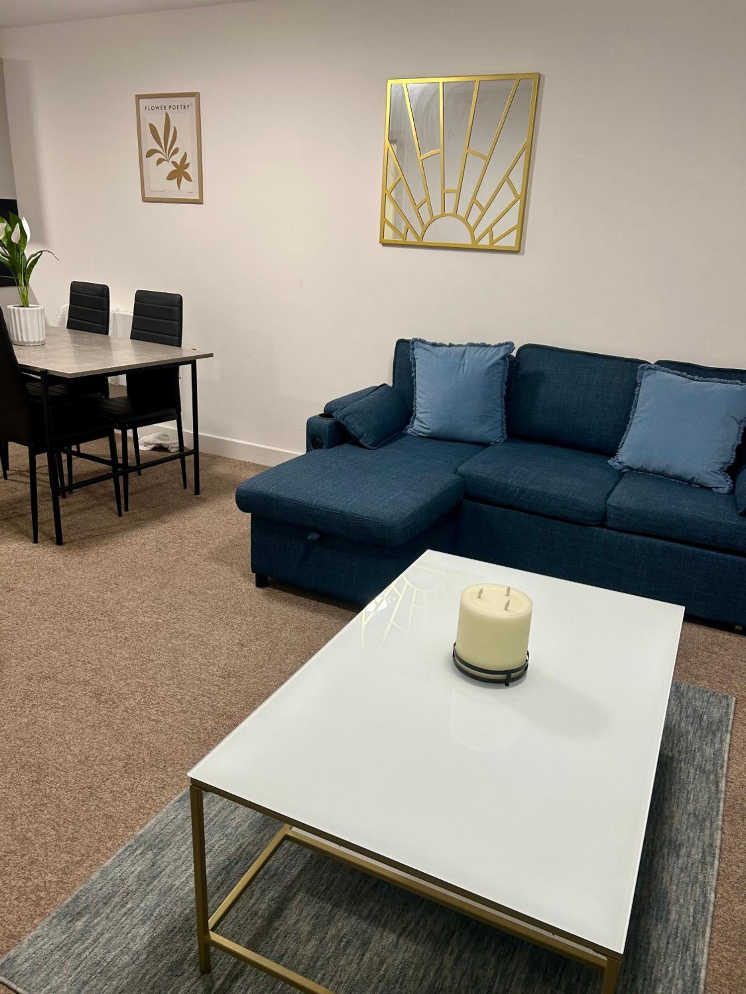 Failsworth Luxury Apartment With Free Parking By Daley Stays مانشستر المظهر الخارجي الصورة